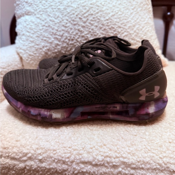 Under Armour Women's Running Shoes - Picture 2 of 6